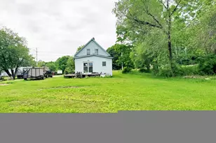 14 School St, Stockton Springs, ME 04981 - Photo 13