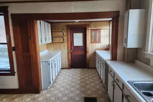 7 Beacon St, Livermore Falls, ME 04254 - Photo 9