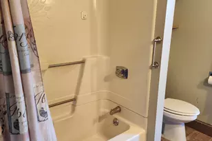 7 Beacon St, Livermore Falls, ME 04254 - Photo 11