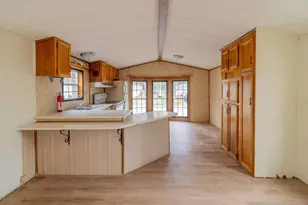 17 Tufton St, Brunswick, ME 04011 - Photo 5