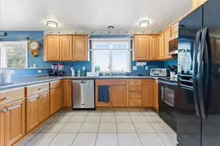 448 Lowell Town Rd, Wiscasset, ME 04578 - Photo 31