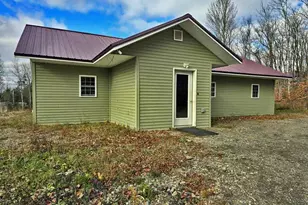 301 Foxcroft Rd, Houlton, ME 04730 - Photo 5