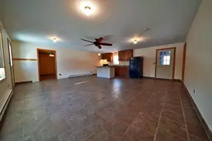 301 Foxcroft Rd, Houlton, ME 04730 - Photo 15