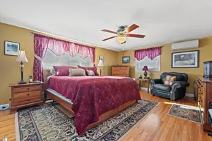 54 Rhode Island Ave, Millinocket, ME 04462 - Photo 31