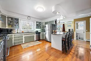 54 Rhode Island Ave, Millinocket, ME 04462 - Photo 9