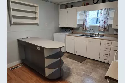 70 Spring Street, Gardiner, ME 04345 - Photo 5