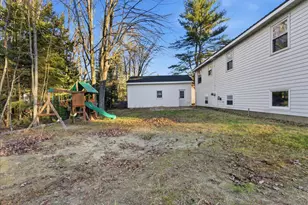 13 Charity St, Lisbon, ME 04252 - Photo 5