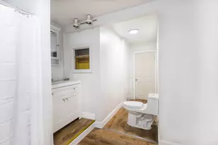 35 Oakland St, Waterville, ME 04901 - Photo 9