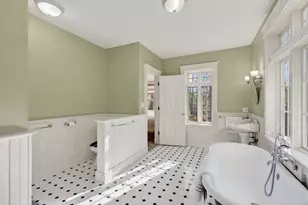 26 Mitchellwood Dr, Falmouth, ME 04105 - Photo 51