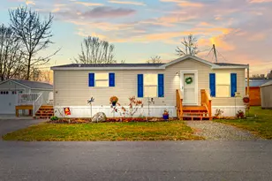 962 Main St, Monmouth, ME 04259 - Photo 1