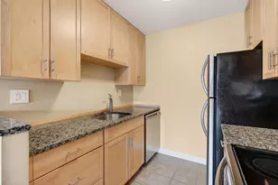 148 Breakwater Dr, South Portland, ME 04106 - Photo 5