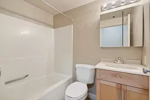 148 Breakwater Dr, South Portland, ME 04106 - Photo 11