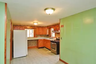 71 Dillingham St, Bangor, ME 04401 - Photo 9