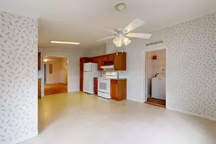 26 Fox Run Dr, Lewiston, ME 04240 - Photo 7