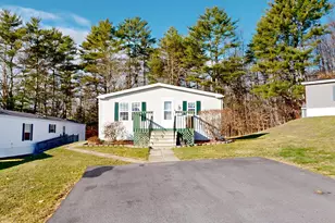 26 Fox Run Dr, Lewiston, ME 04240 - Photo 3