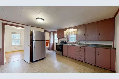 8 Howe Street, Lewiston, ME 04240 - Photo 3