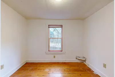 8 Howe Street, Lewiston, ME 04240 - Photo 25