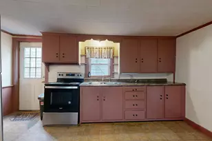 8 Howe St, Lewiston, ME 04240 - Photo 9