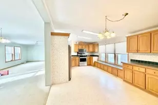 31 Sunset Ln, Alfred, ME 04002 - Photo 9