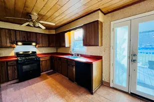 516 Greenwood Rd, Norway, ME 04268 - Photo 5