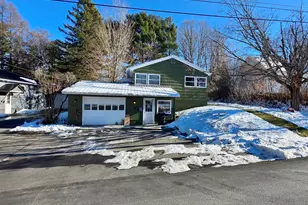 121 Dudley St, Presque Isle, ME 04769 - Photo 3