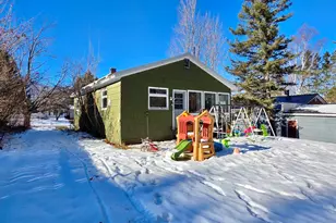 121 Dudley St, Presque Isle, ME 04769 - Photo 5