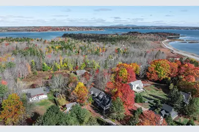 791 Lamoine Beach Road, Lamoine, ME 04605 - Photo 17