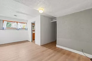 373 Pond Rd, Lewiston, ME 04240 - Photo 23