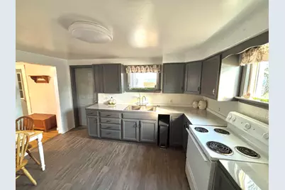 8 Western Avenue, East Millinocket, ME 04430 - Photo 13