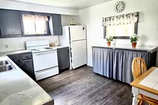 8 Western Ave, East Millinocket, ME 04430 - Photo 7