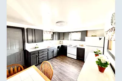 8 Western Avenue, East Millinocket, ME 04430 - Photo 11