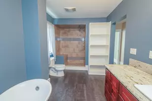 424 Penobscot St, Rumford, ME 04276 - Photo 11