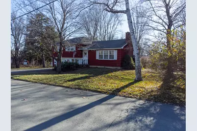 102 Connecticut Avenue, Millinocket, ME 04462 - Photo 3