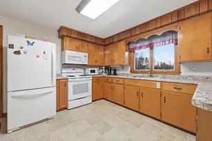 158 Pleasant St, Clinton, ME 04927 - Photo 9