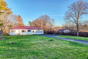 158 Pleasant St, Clinton, ME 04927 - Photo 9