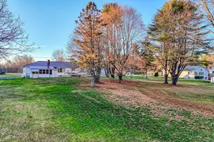 158 Pleasant St, Clinton, ME 04927 - Photo 31