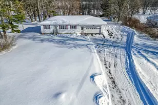 158 Pleasant St, Clinton, ME 04927 - Photo 11