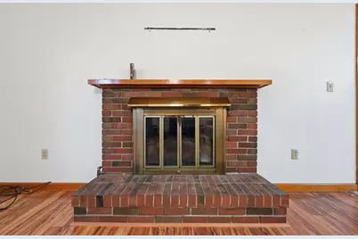 158 Pleasant Street, Clinton, ME 04927 - Photo 17