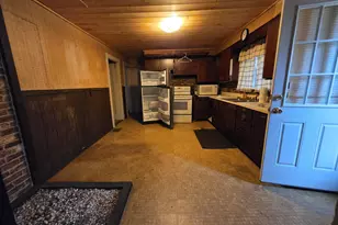 2 Flood St, Mexico, ME 04257 - Photo 3