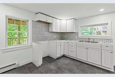 38 Newbury Street, Auburn, ME 04210 - Photo 27