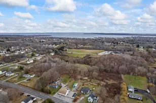 240 Rankin St, Rockland, ME 04841 - Photo 15