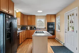 240 Rankin St, Rockland, ME 04841 - Photo 23