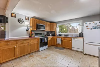 32 Grant Road, Freeport, ME 04032 - Photo 9