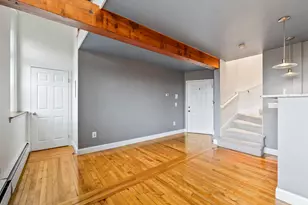 85 Middle St, Hallowell, ME 04347 - Photo 9