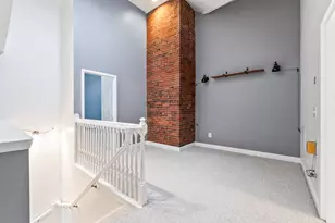 85 Middle St, Hallowell, ME 04347 - Photo 21