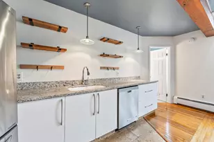 85 Middle St, Hallowell, ME 04347 - Photo 17