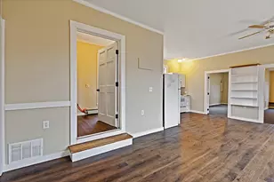 63 Elm St, Mechanic Falls, ME 04256 - Photo 5