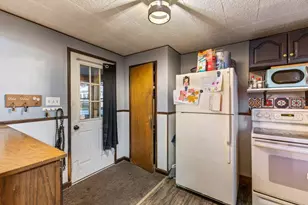 63 Wentworth St, Biddeford, ME 04005 - Photo 15