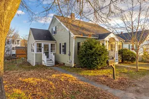 63 Wentworth St, Biddeford, ME 04005 - Photo 3