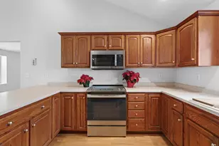 9 Coralburst Ln, Scarborough, ME 04074 - Photo 35